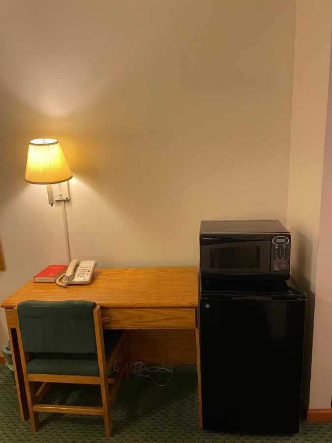 Pine Valley Hotel 2*